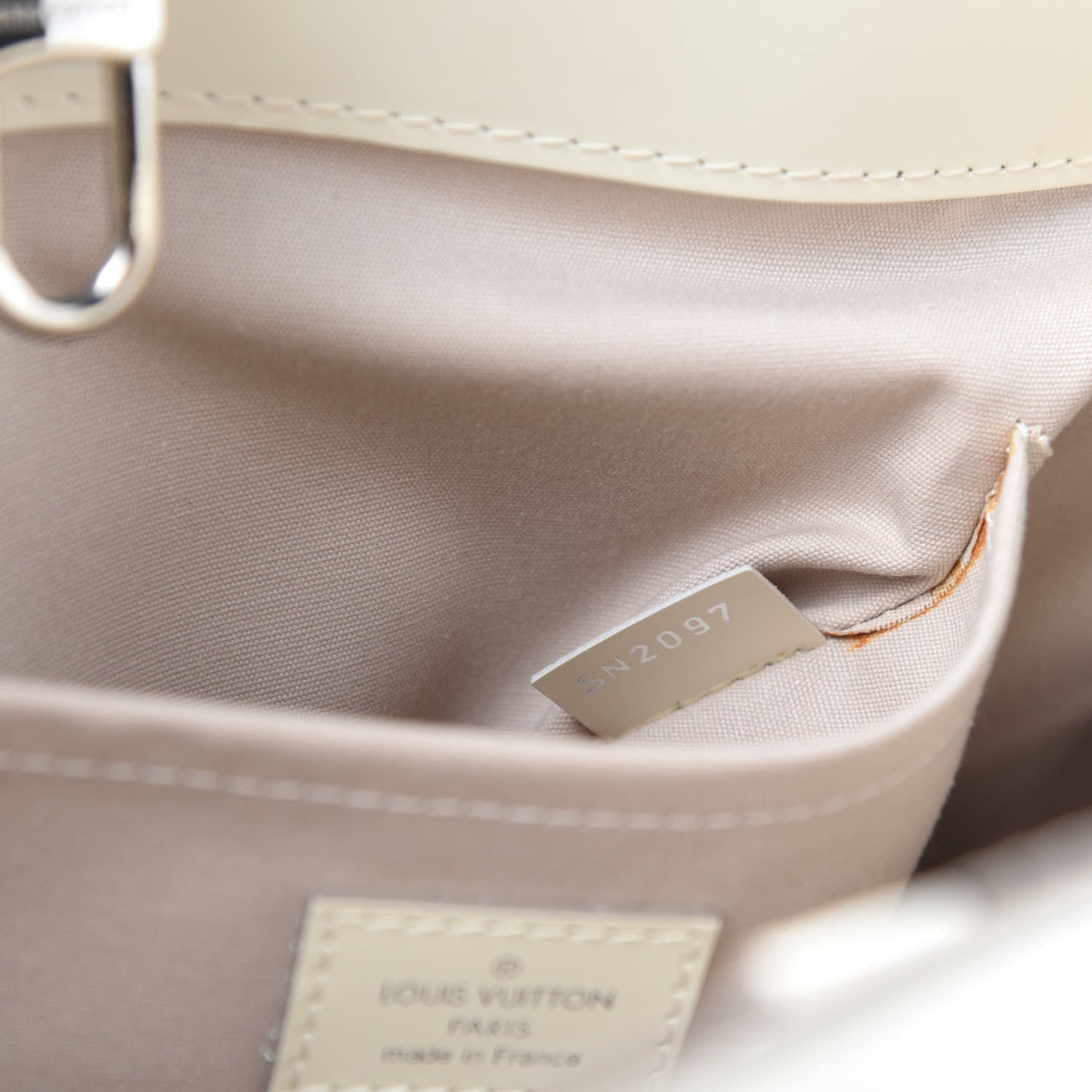 Epi Passy GM Ivory