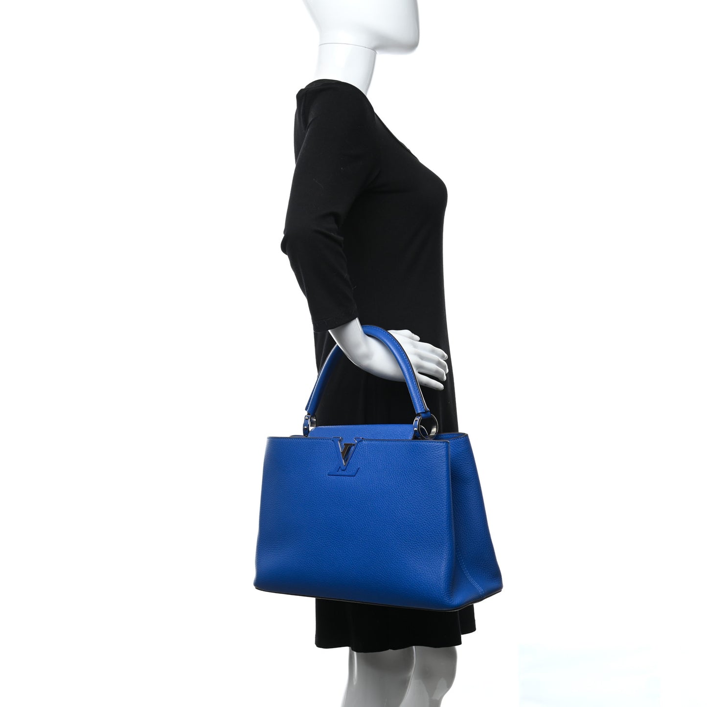 Taurillon Capucines MM Royal Blue