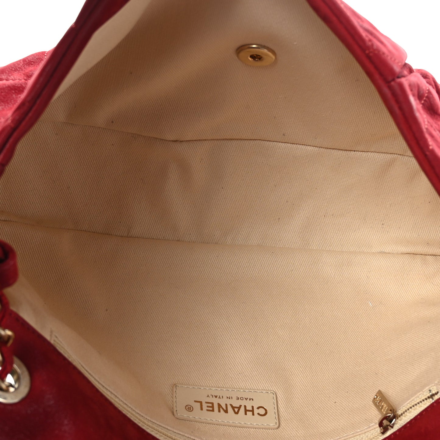 Iridescent Calfskin Large Chic Quilt Flap Red