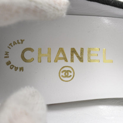 Chanel Toile and Leather Stretch Cap Toe Pumps 37.5 7 of 8