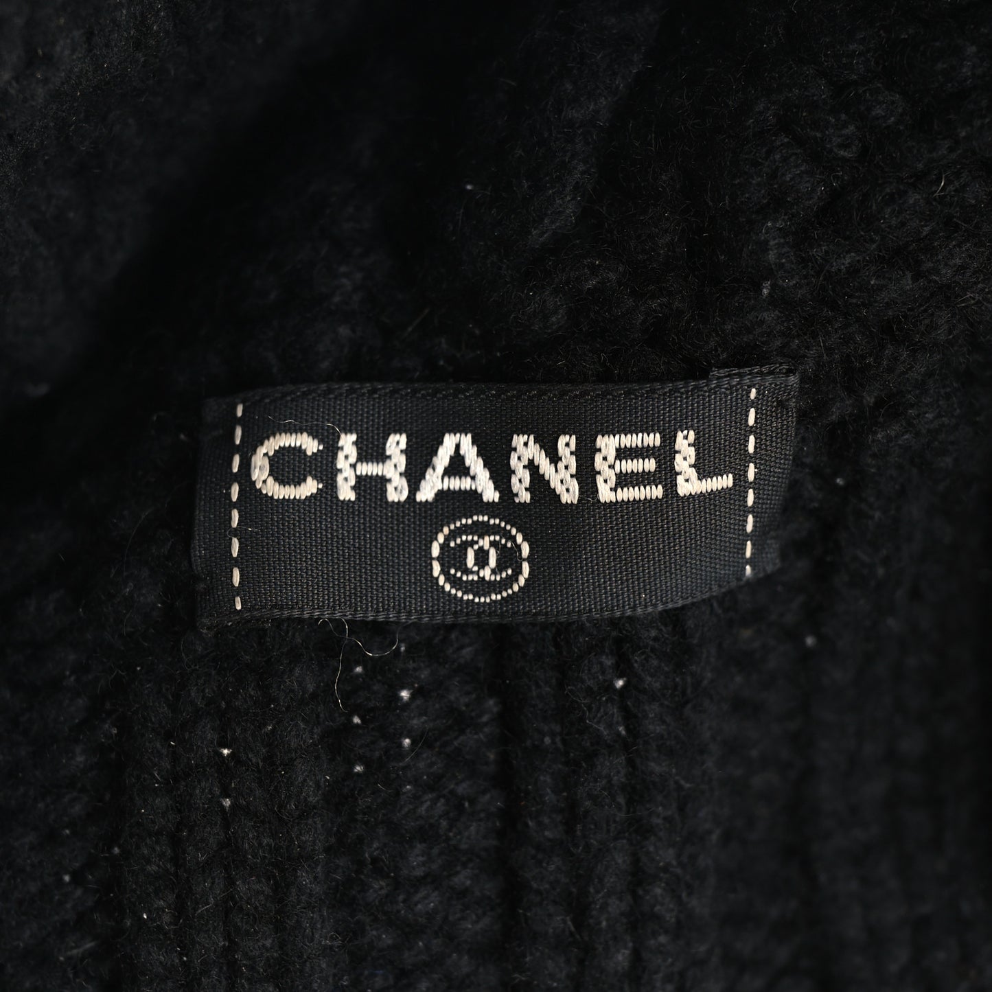 Cashmere Chain CC Beanie Hat Black