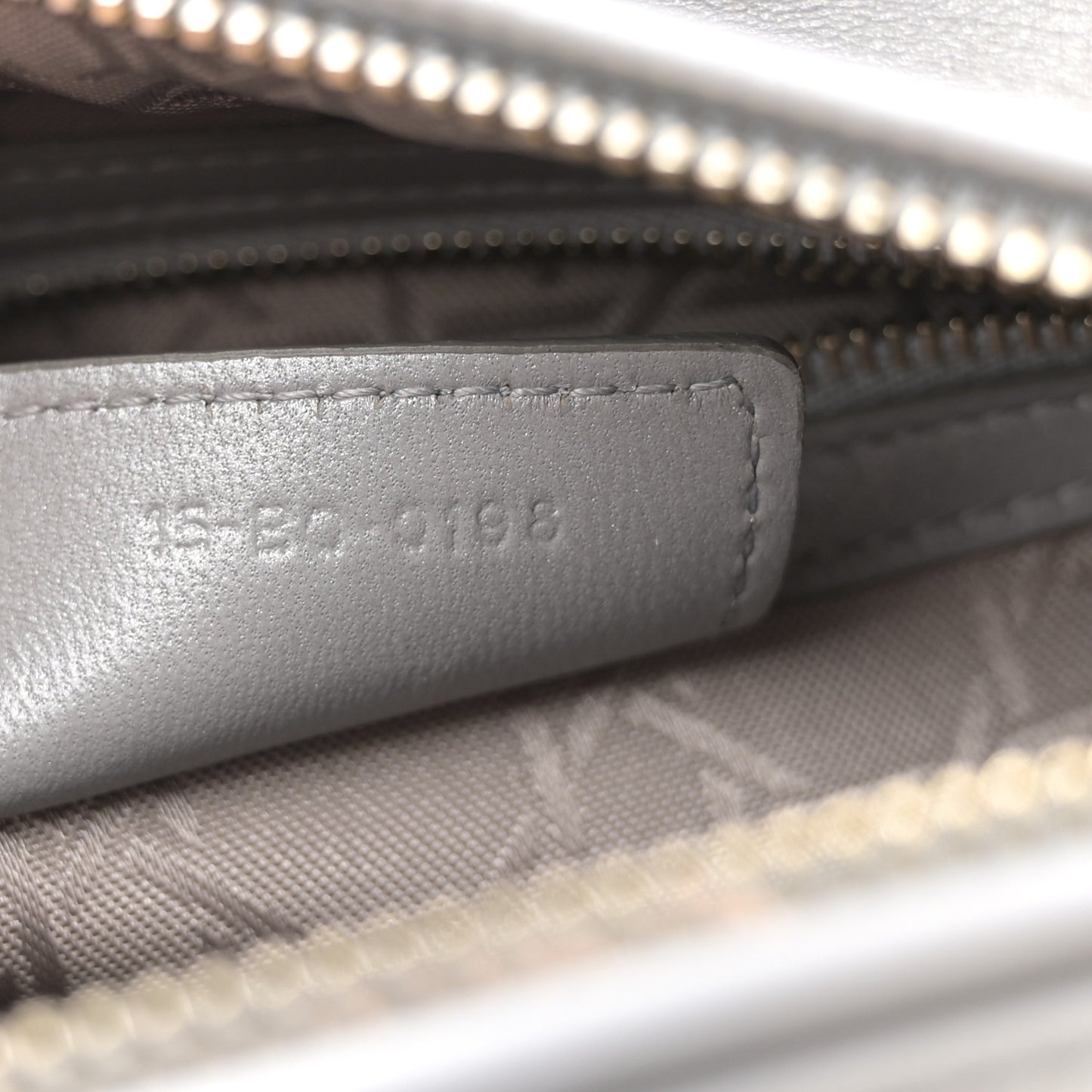 Pearly Lambskin Cannage Medium Lady Dior Grey