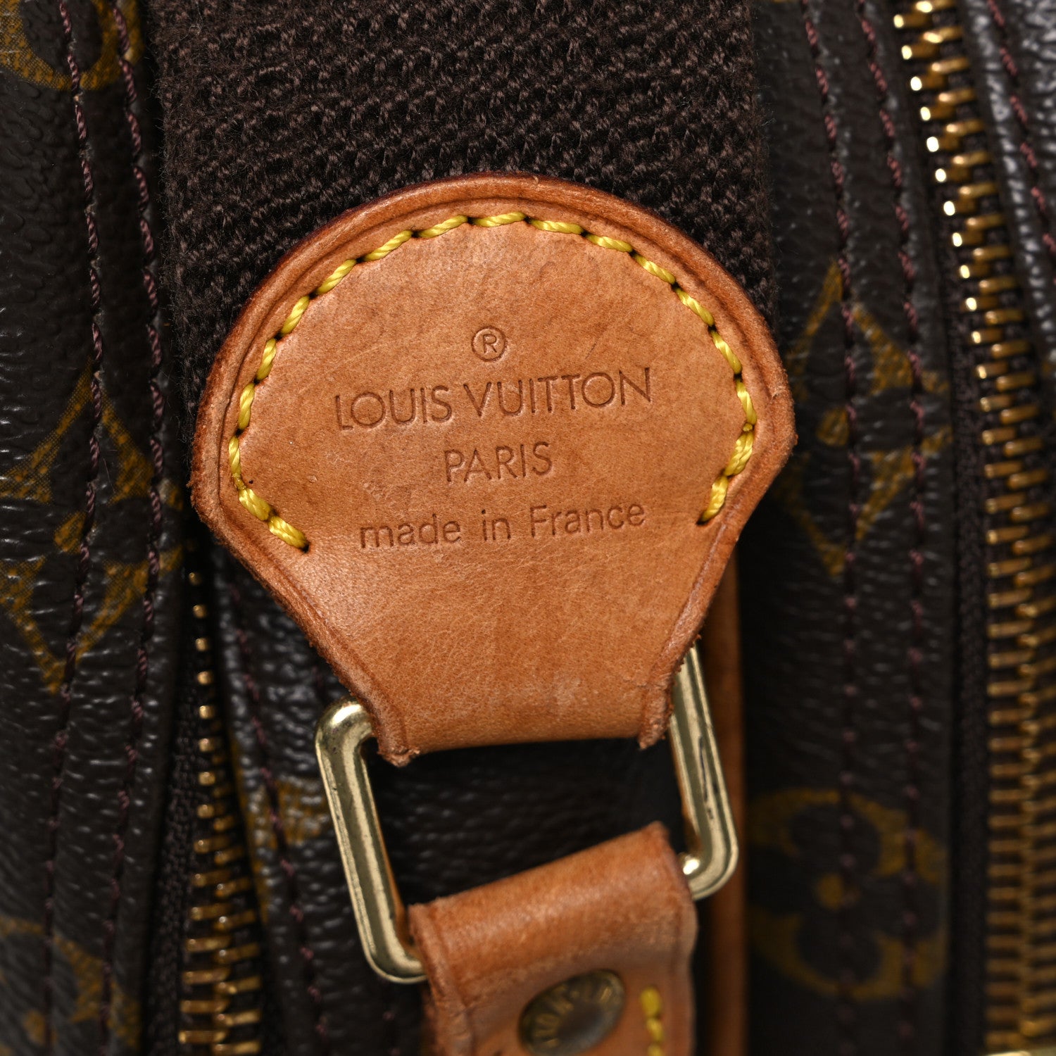 Louis Vuitton Monogram Reporter PM 6 of 10