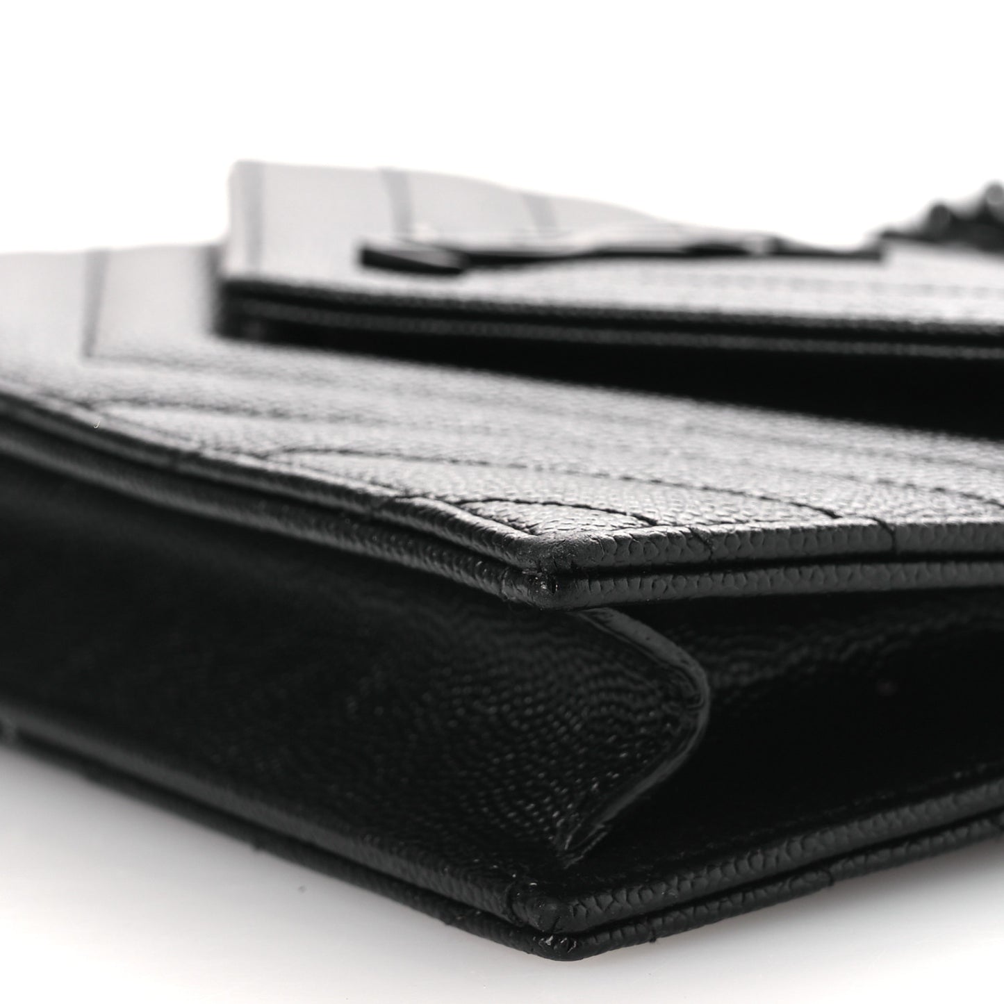 Grain De Poudre Matelasse Chevron Monogram Monochrome Envelope Chain Wallet Black