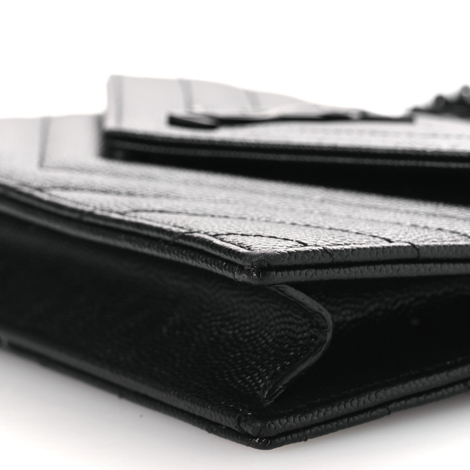 Saint Laurent Grain De Poudre Matelasse Chevron Monogram Monochrome Envelope Chain Wallet Black 11 of 13