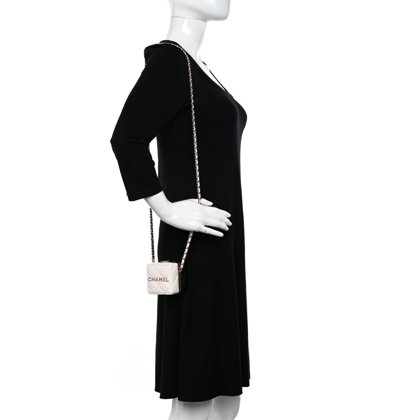 Lambskin Quilted Clutch With Chain Black White