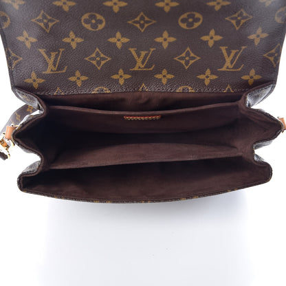 Louis Vuitton Monogram Pochette Metis 5 of 8