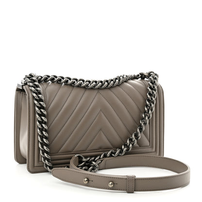 Chanel Calfskin Chevron Quilted Medium Boy Flap Grey 3 of 10