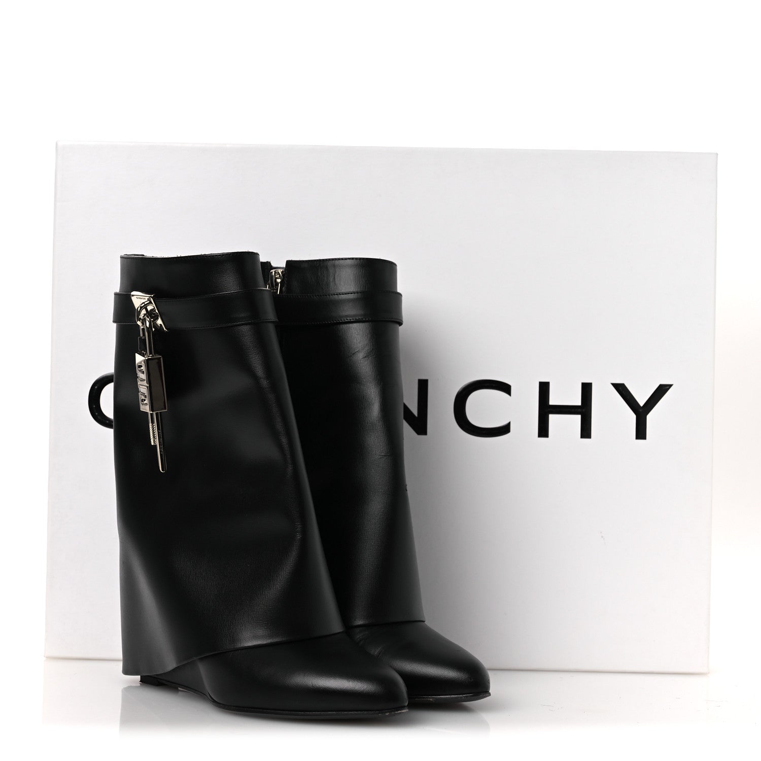 Givenchy Calfskin Shark Lock Ankle Boots 41 Black 15 of 15