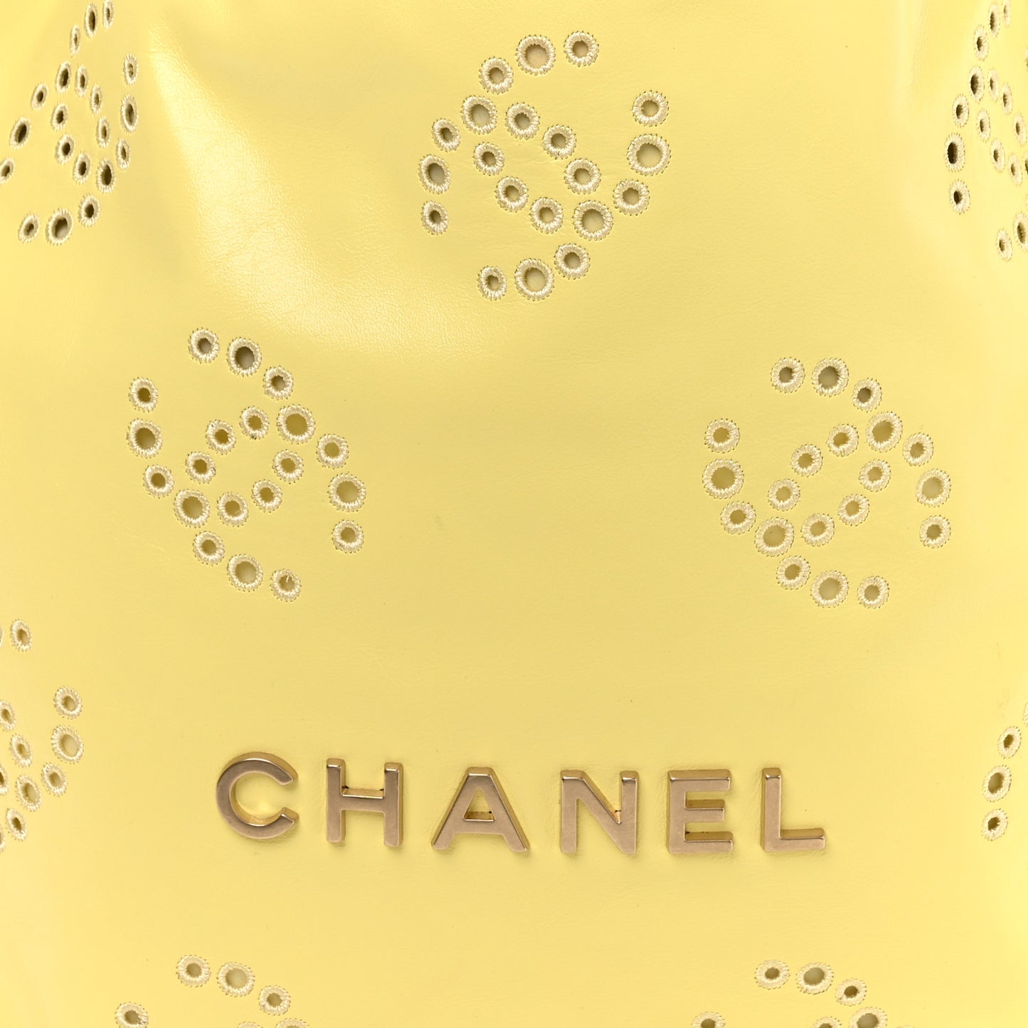 Shiny Calfskin Eyelet CC Small Chanel 22 Light Yellow