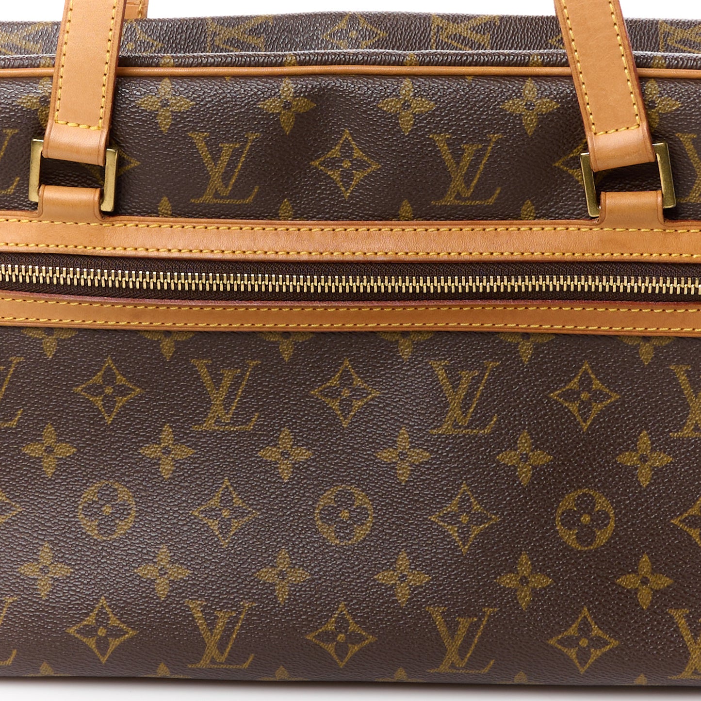 Monogram Cite GM