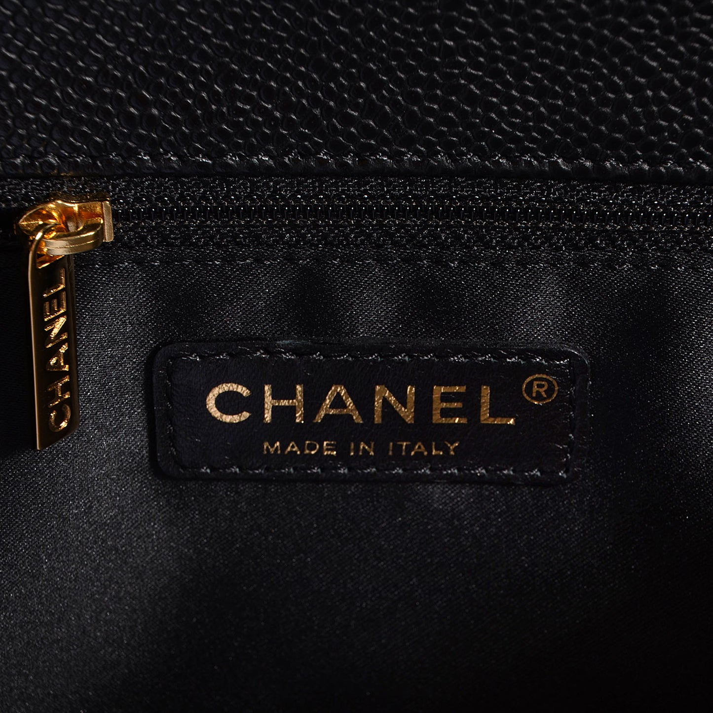 Caviar Grand Shopping Tote GST Black