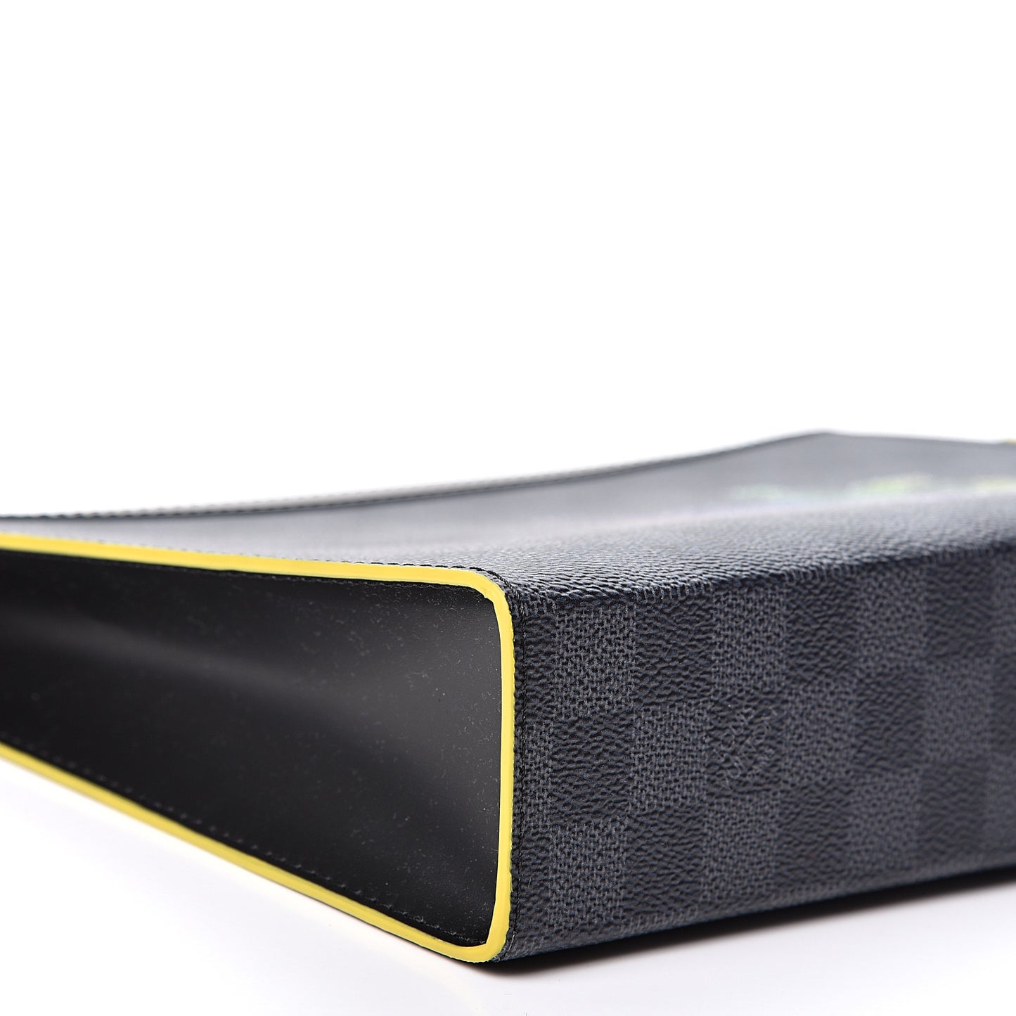 Damier Graphite Pochette Voyage MM Yellow