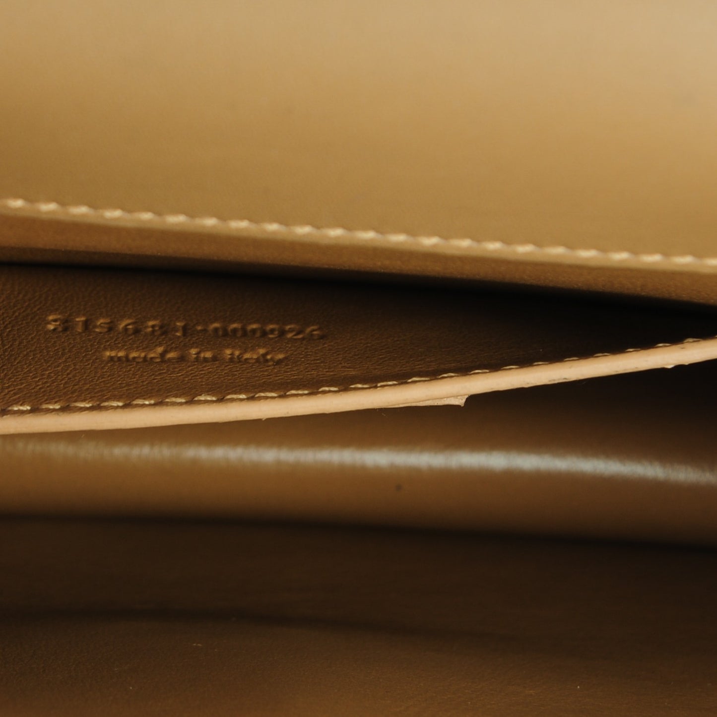 Suede Small Betty Tan