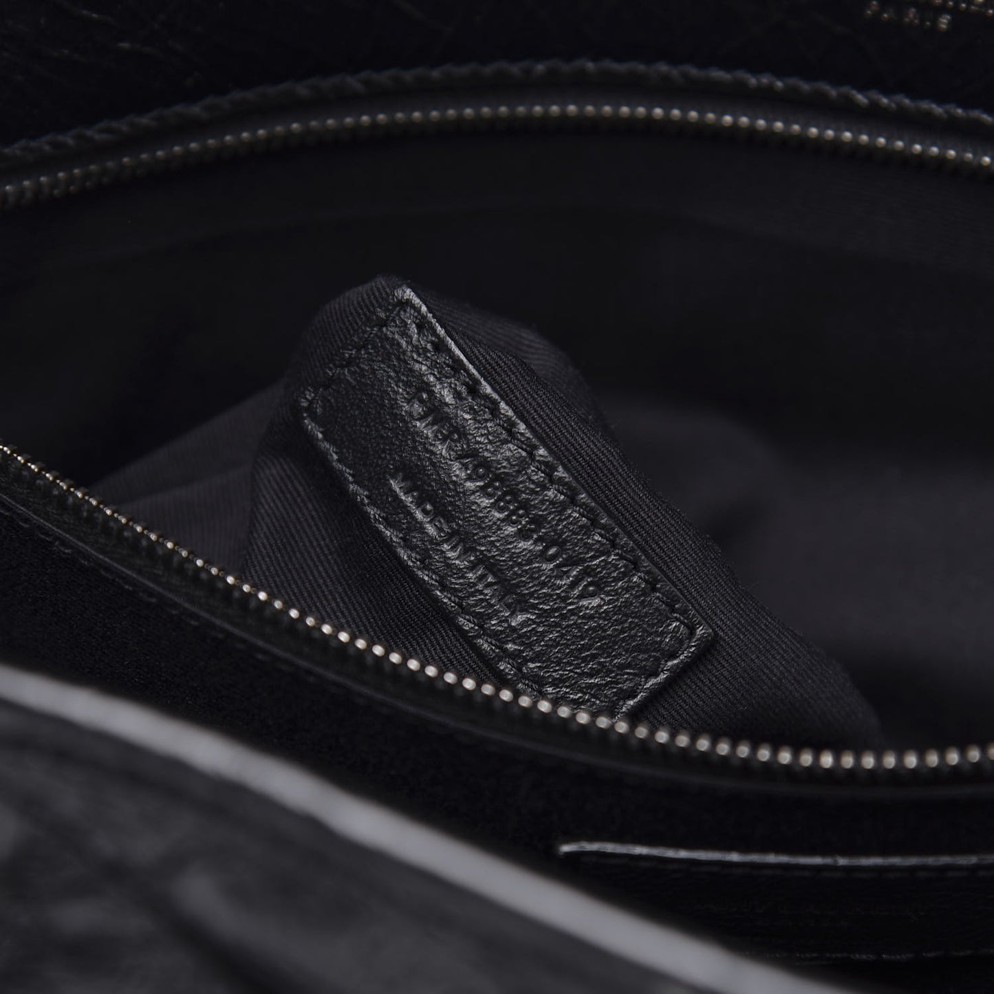 Crinkled Calfskin Matelasse Monogram Large Niki Chain Satchel Black