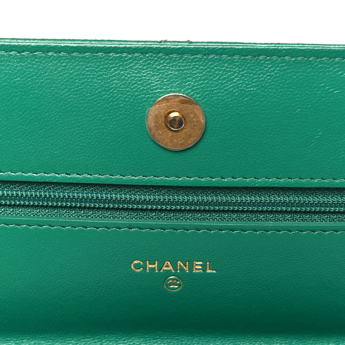 Lambskin Quilted Chanel 19 Wallet On Chain WOC Green