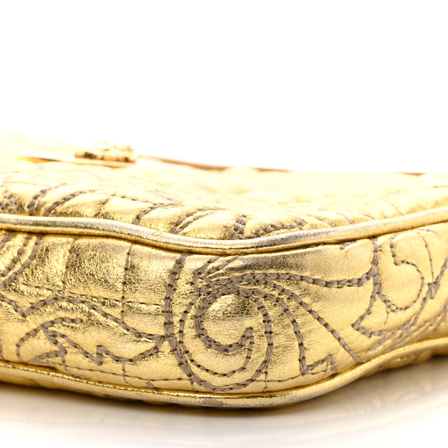 Metallic Nappa Barocco Quilted Medusa Chain Crossbody Gold