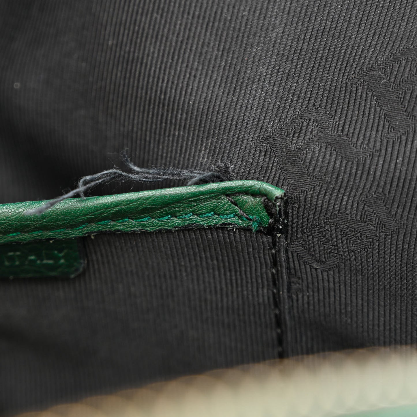 Prorsum Grainy Calfskin Medium Bloomsbury Green