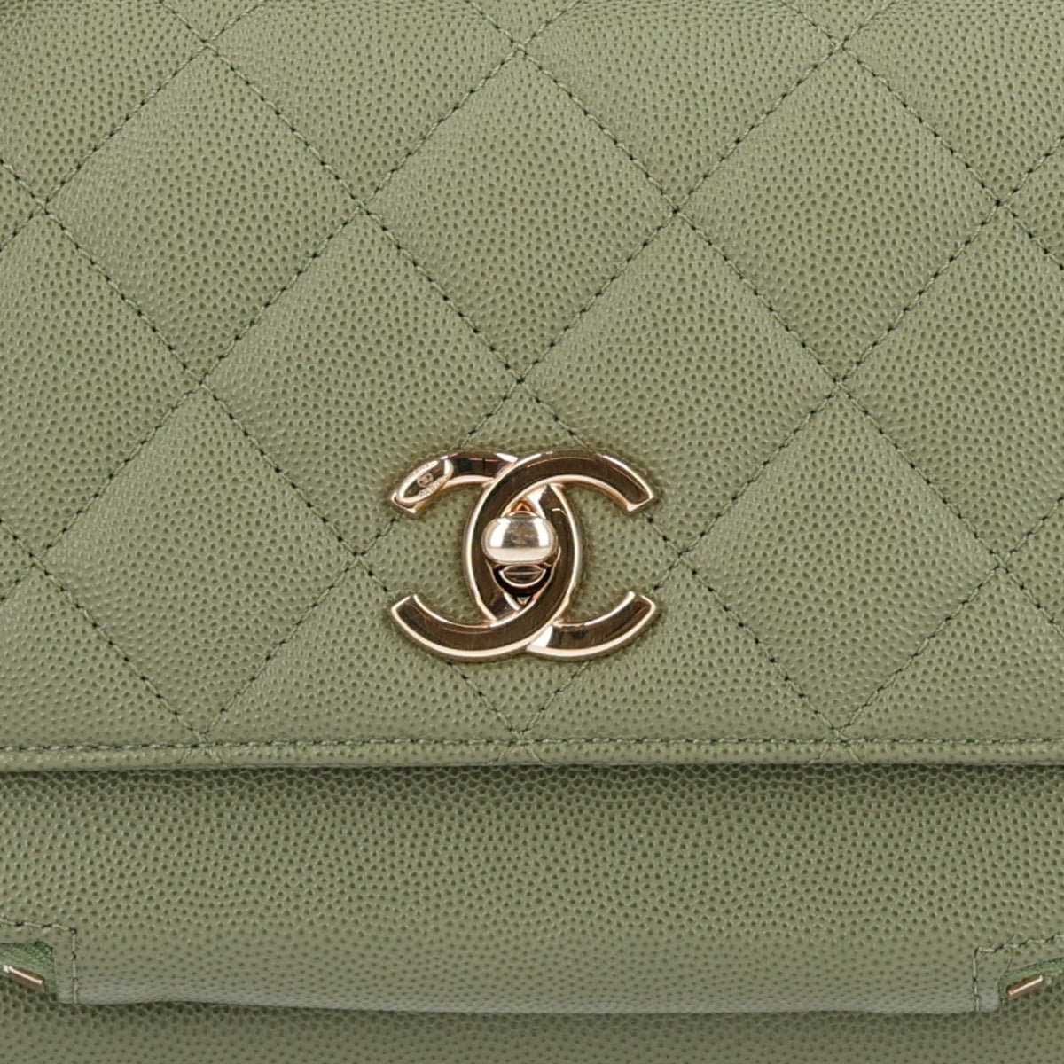 Caviar Quilted Small Business Affinity Flap Green