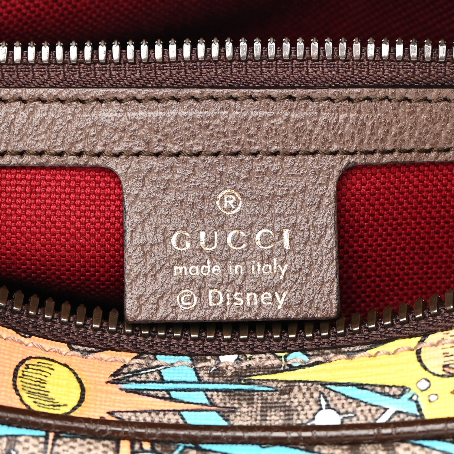 Gucci X DISNEY GG Supreme Monogram Donald Duck Small Interlocking G Belt Bag 90 36 Beige Multicolor New Acero 6 of 11