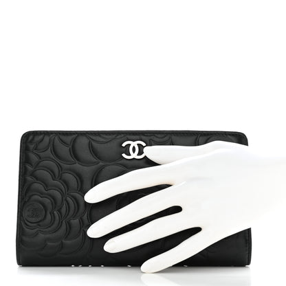 Chanel Lambskin Camellia Embossed Yen Wallet Black 2 of 13