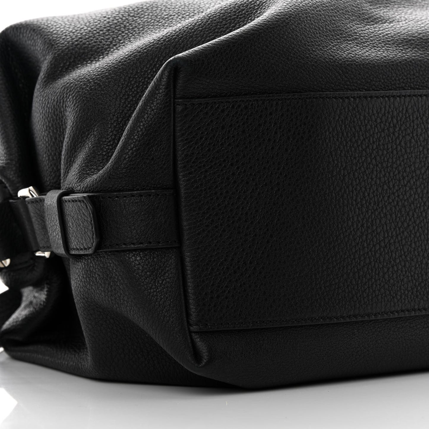 Waxy Grained Calfskin Medium Nightingale Black