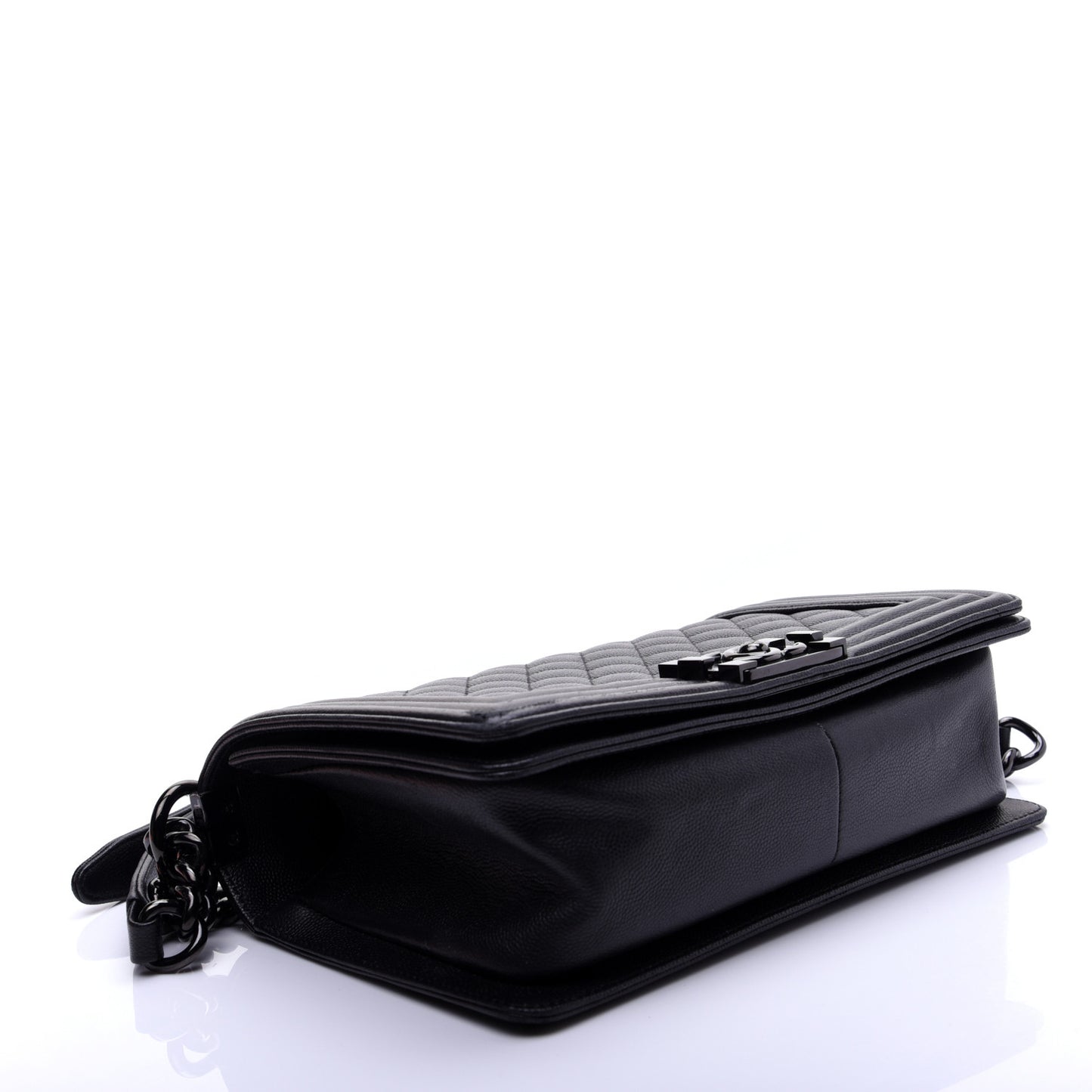 Caviar Quilted Medium Boy Flap So Black