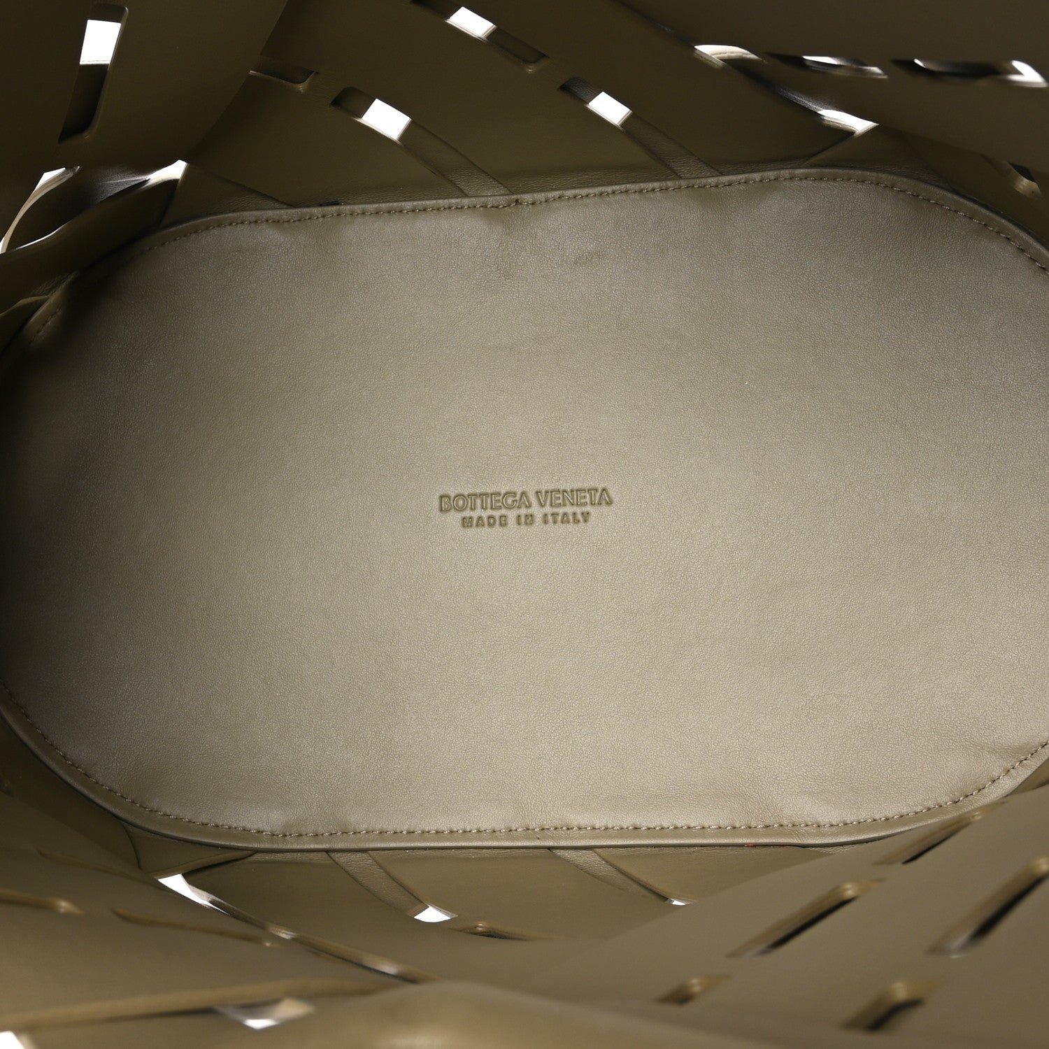 Bottega Veneta Calfskin The Point Weave Triangle Bag Taupe Grey 5 of 10