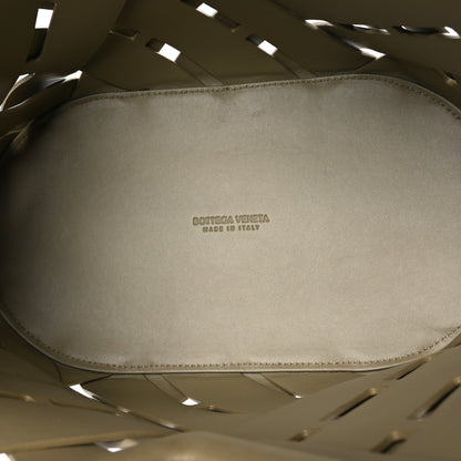 Bottega Veneta Calfskin The Point Weave Triangle Bag Taupe Grey 5 of 10