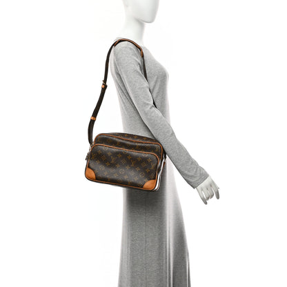 Louis Vuitton Monogram Nil 28 2 of 11