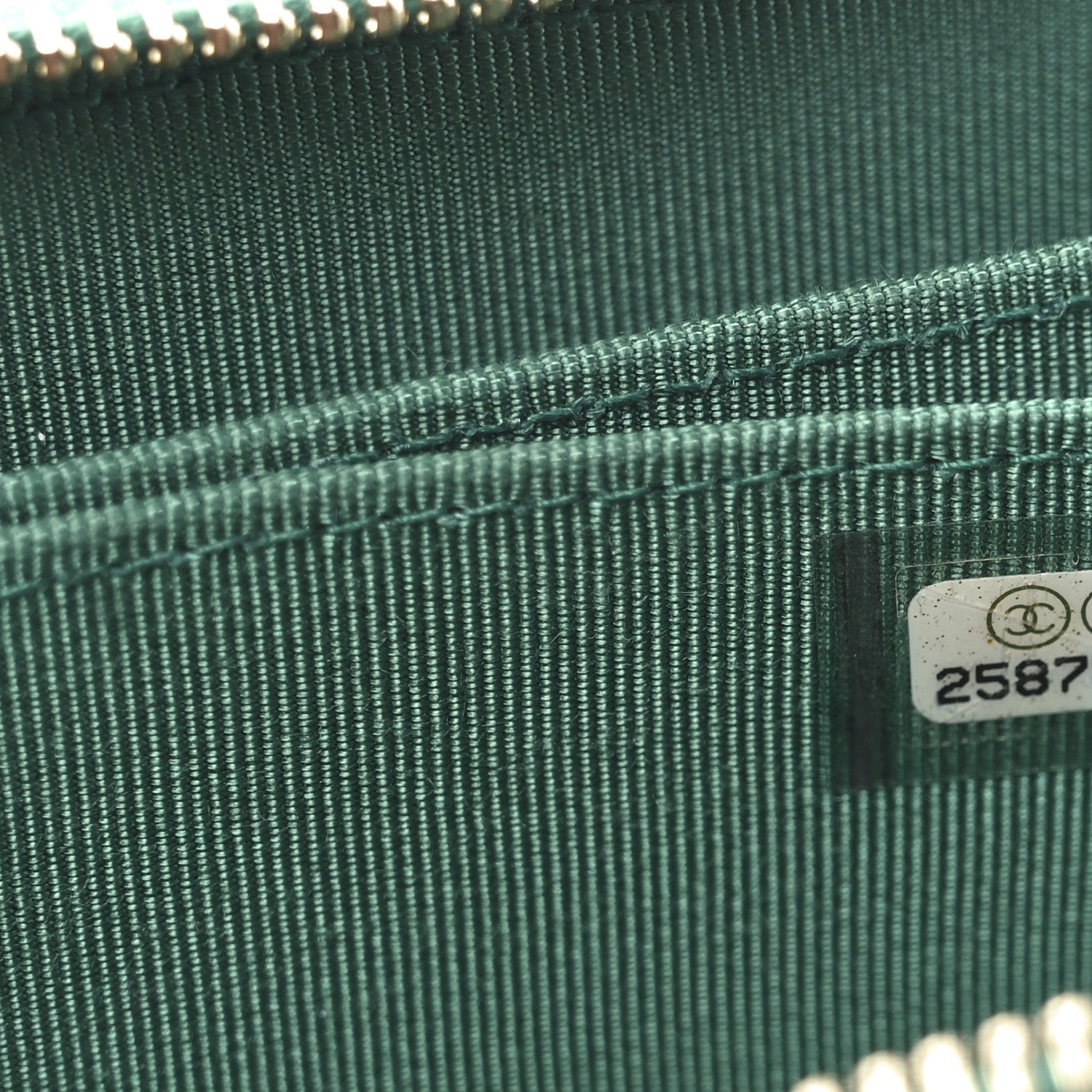 Chanel Metallic Caviar Quilted Zip Coin Purse Green 7 of 8