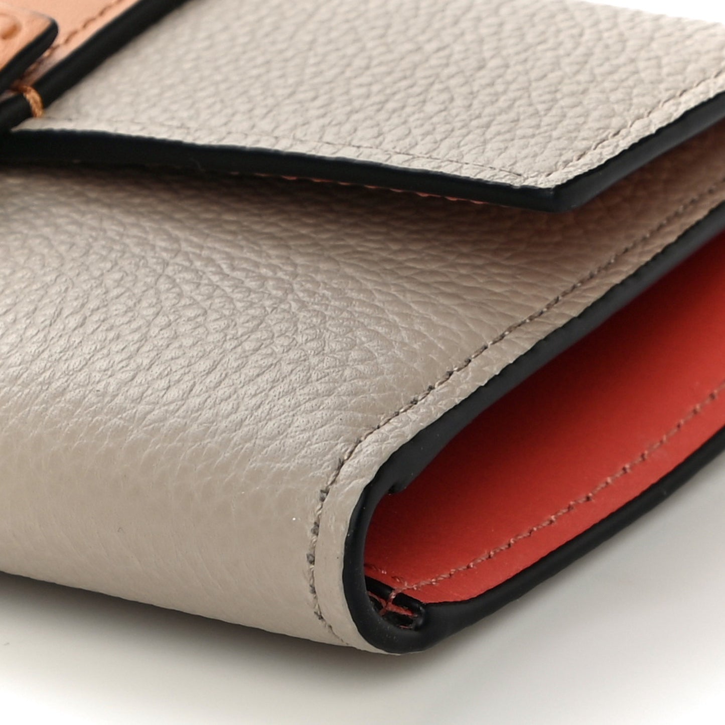 Grained Calfskin Compact Zip Wallet Light Oat