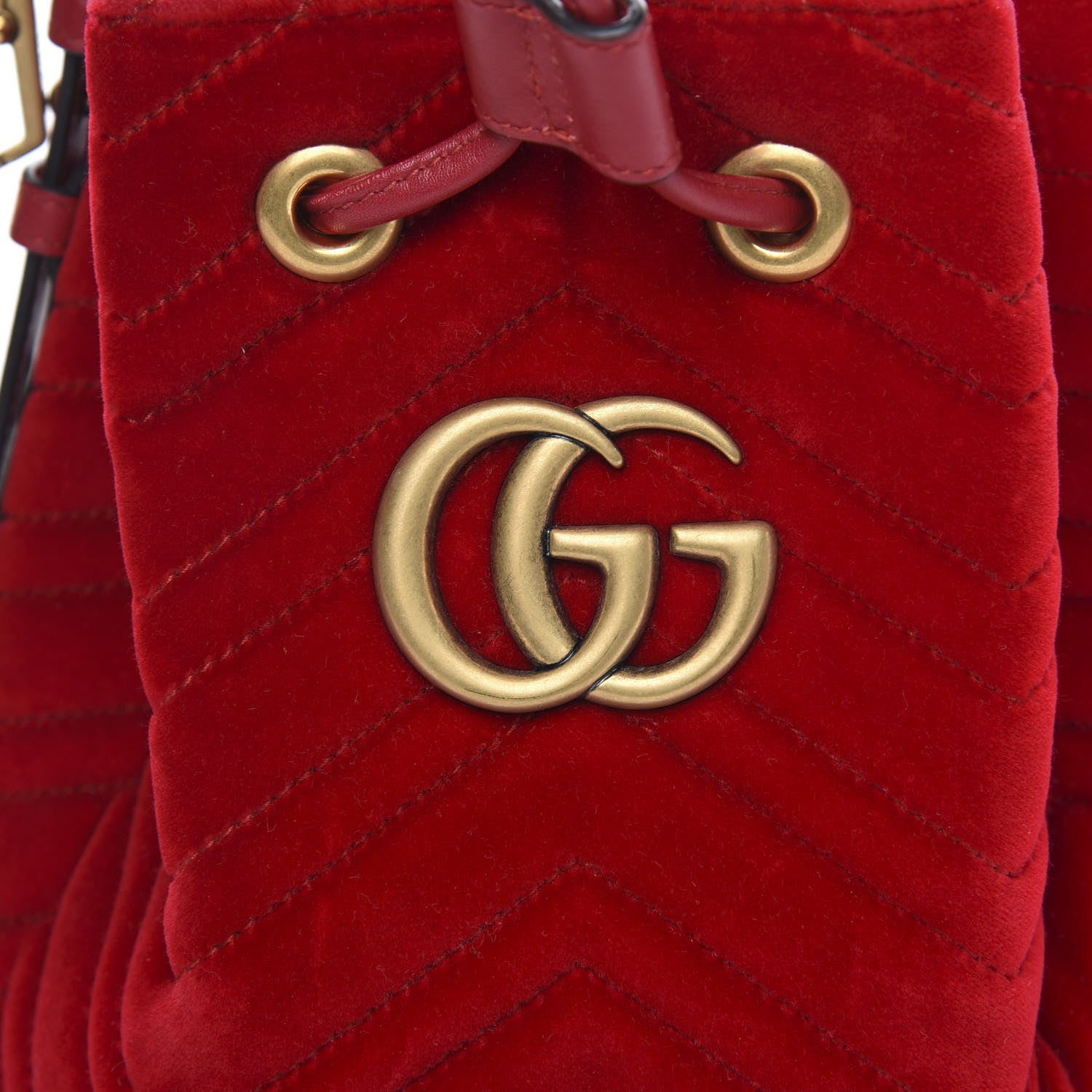 Gucci Velvet Matelasse GG Marmont Bucket Bag Hibiscus Red 9 of 11