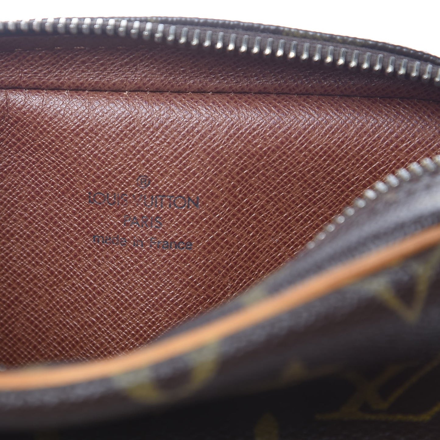 Monogram Amazone