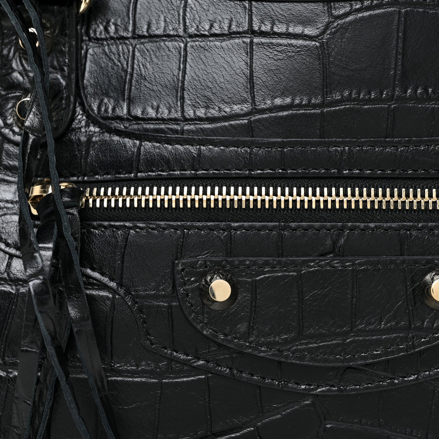Calfskin Crocodile Embossed Classic Hardware City Black