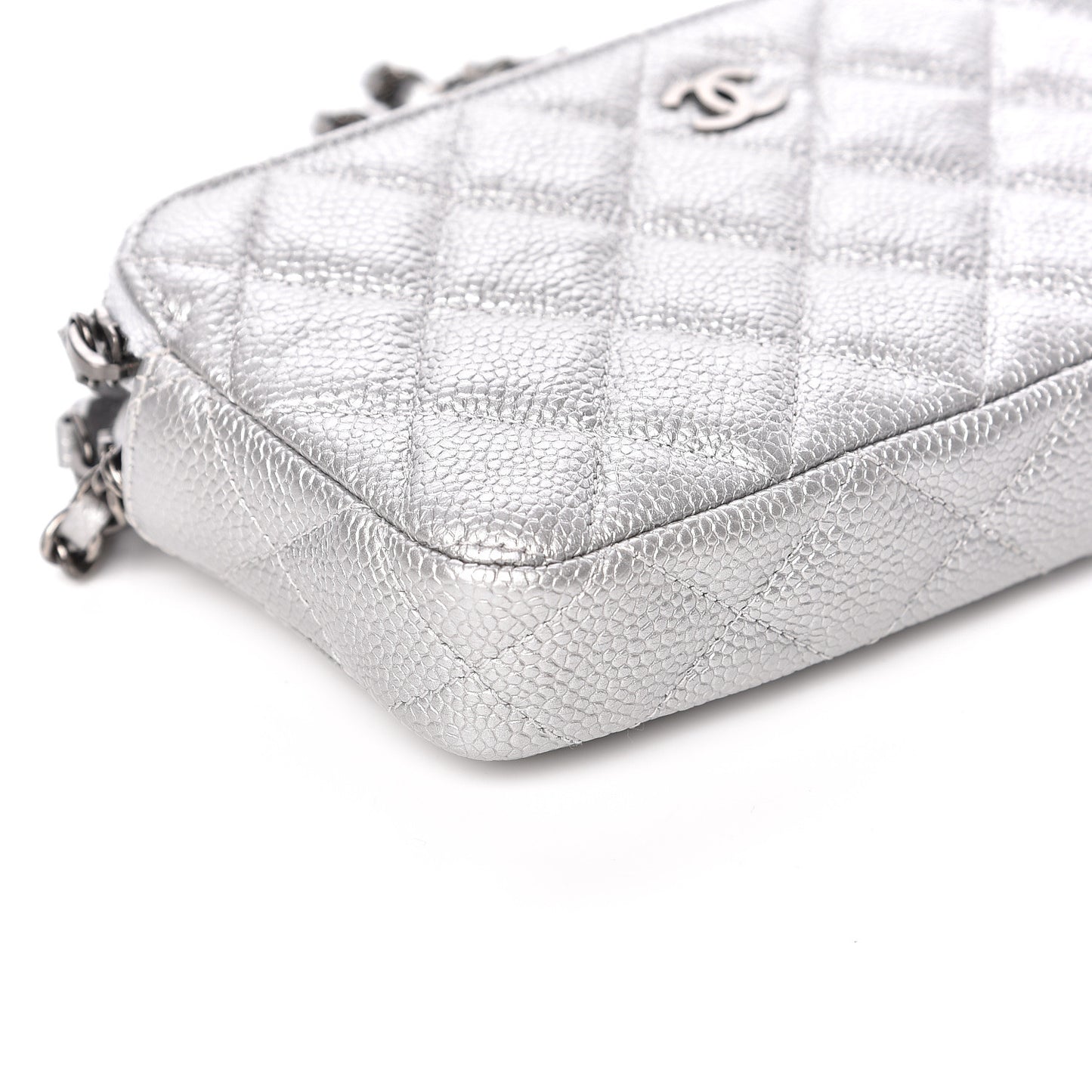 Metallic Caviar Quilted Small Clutch With Chain Silver