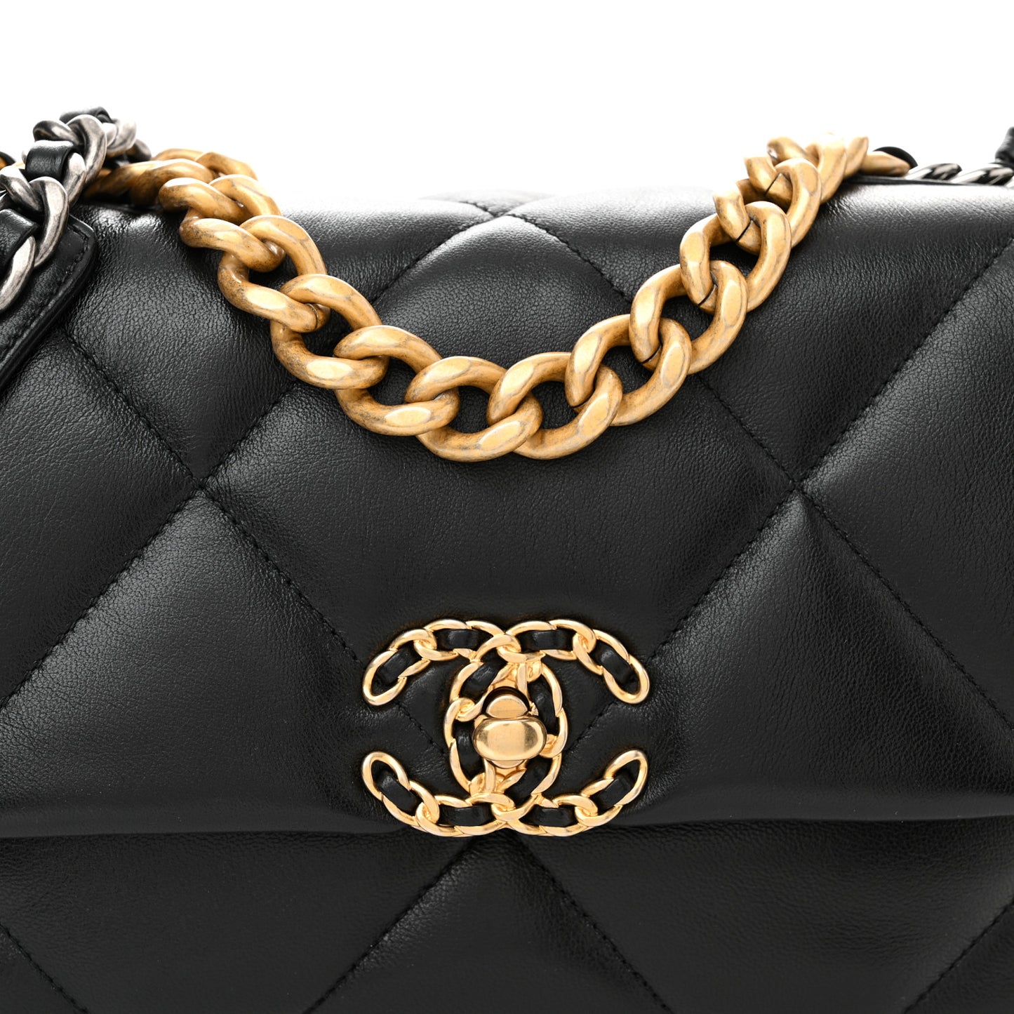 Goatskin Quilted Medium Chanel 19 Flap Black
