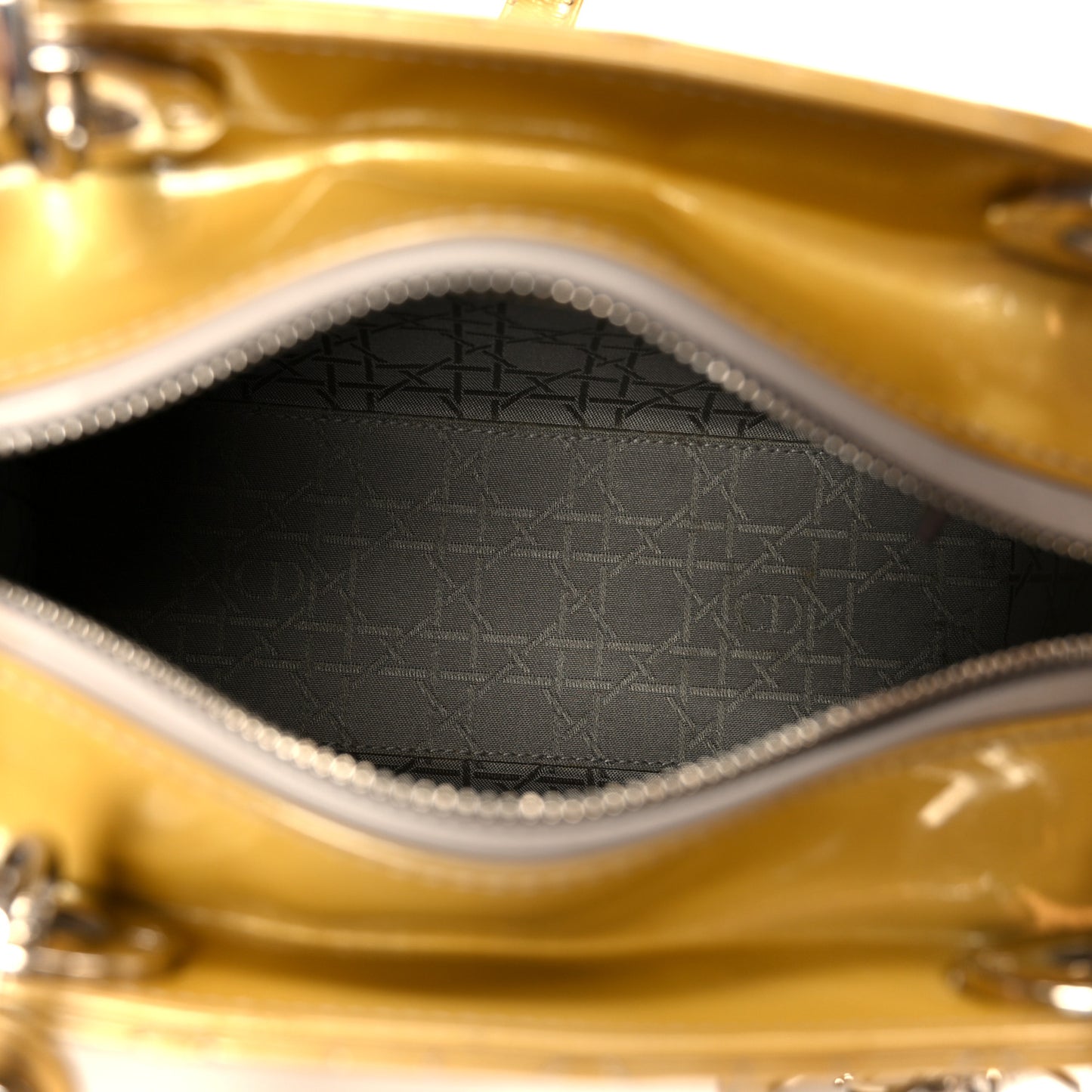 Patent Cannage Medium Lady Dior Beige
