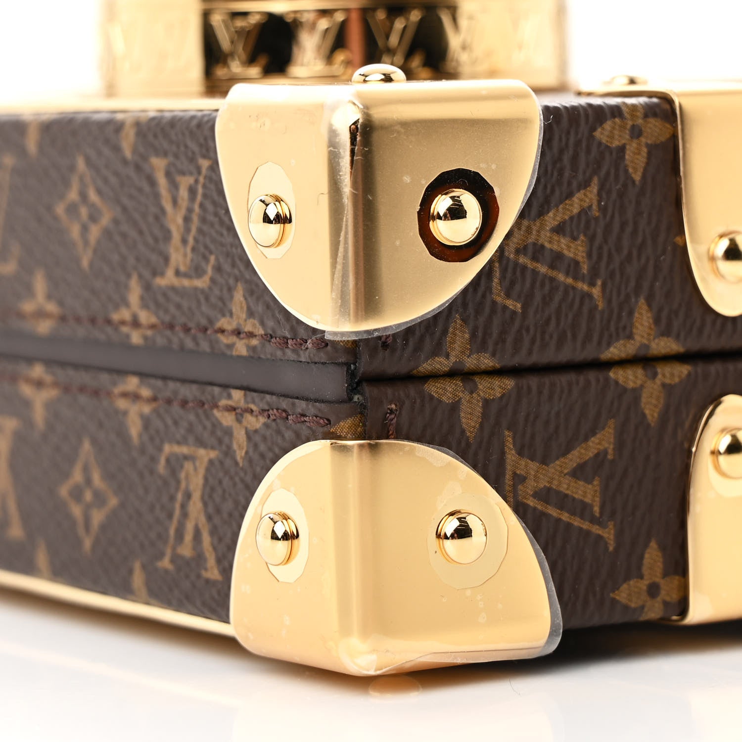 Louis Vuitton Monogram Pic Trunk 16 of 19