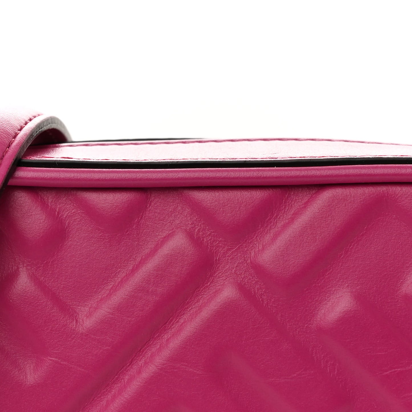 Vitello Epoque FF Embossed Camera Case Ciclamino Pilar