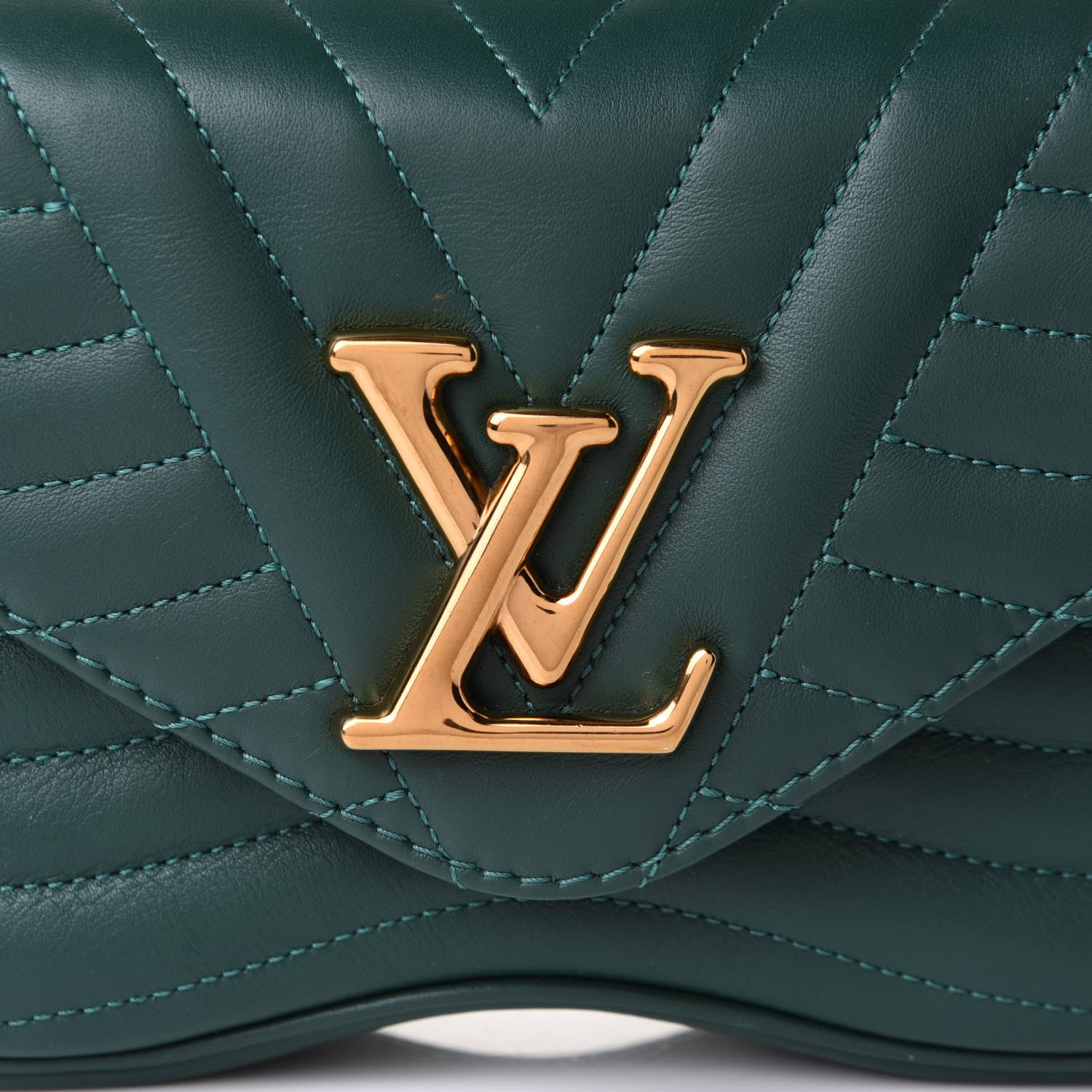 Louis Vuitton Calfskin New Wave Chain PM Emerald 9 of 11