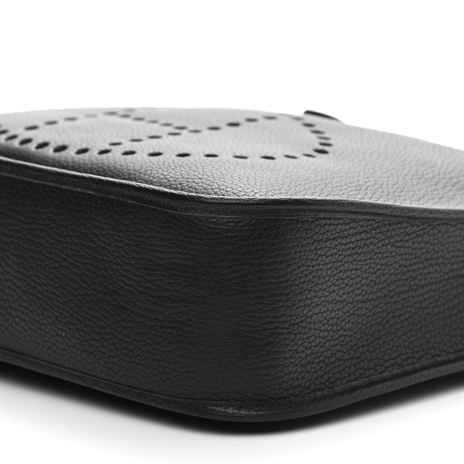 Hermes Taurillon Clemence Evelyne III GM Black 10 of 10