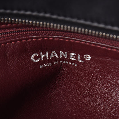 Chanel Smooth Calfskin Medium Luxe Ligne Bowler Black 6 of 11