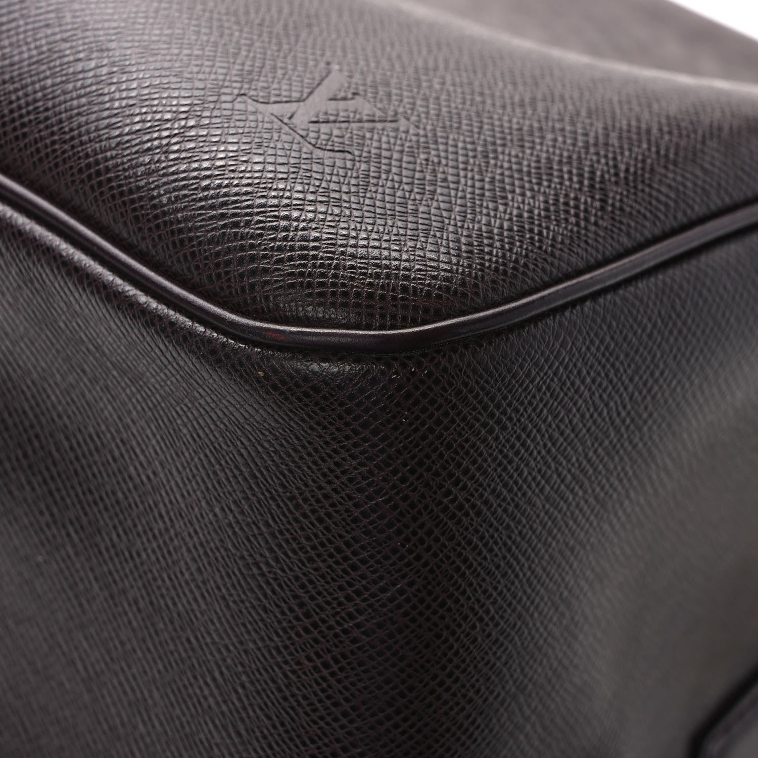 Louis Vuitton Taiga Kendall PM Acajou 11 of 11