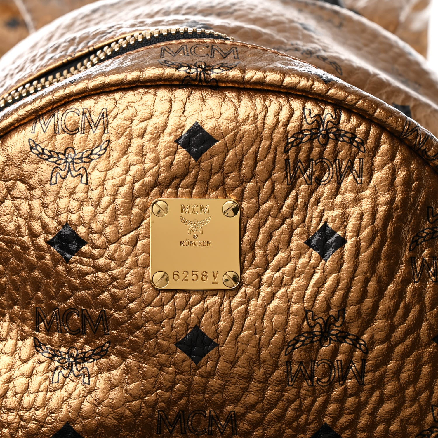 MCM Metallic Visetos Small Stark Backpack Gold 1631735 – FASHIONPHILE