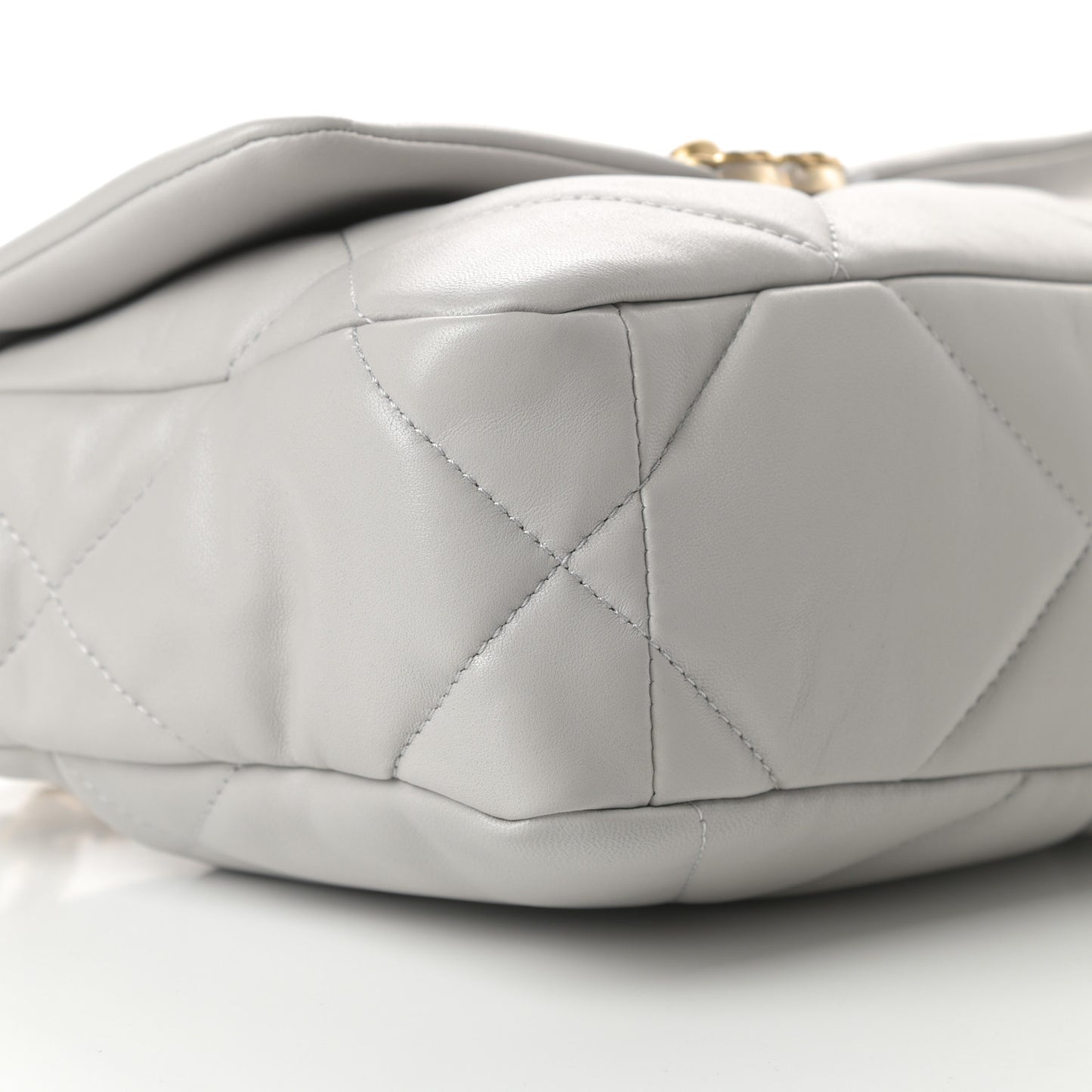 Lambskin Quilted Medium Chanel 19 Flap Grey