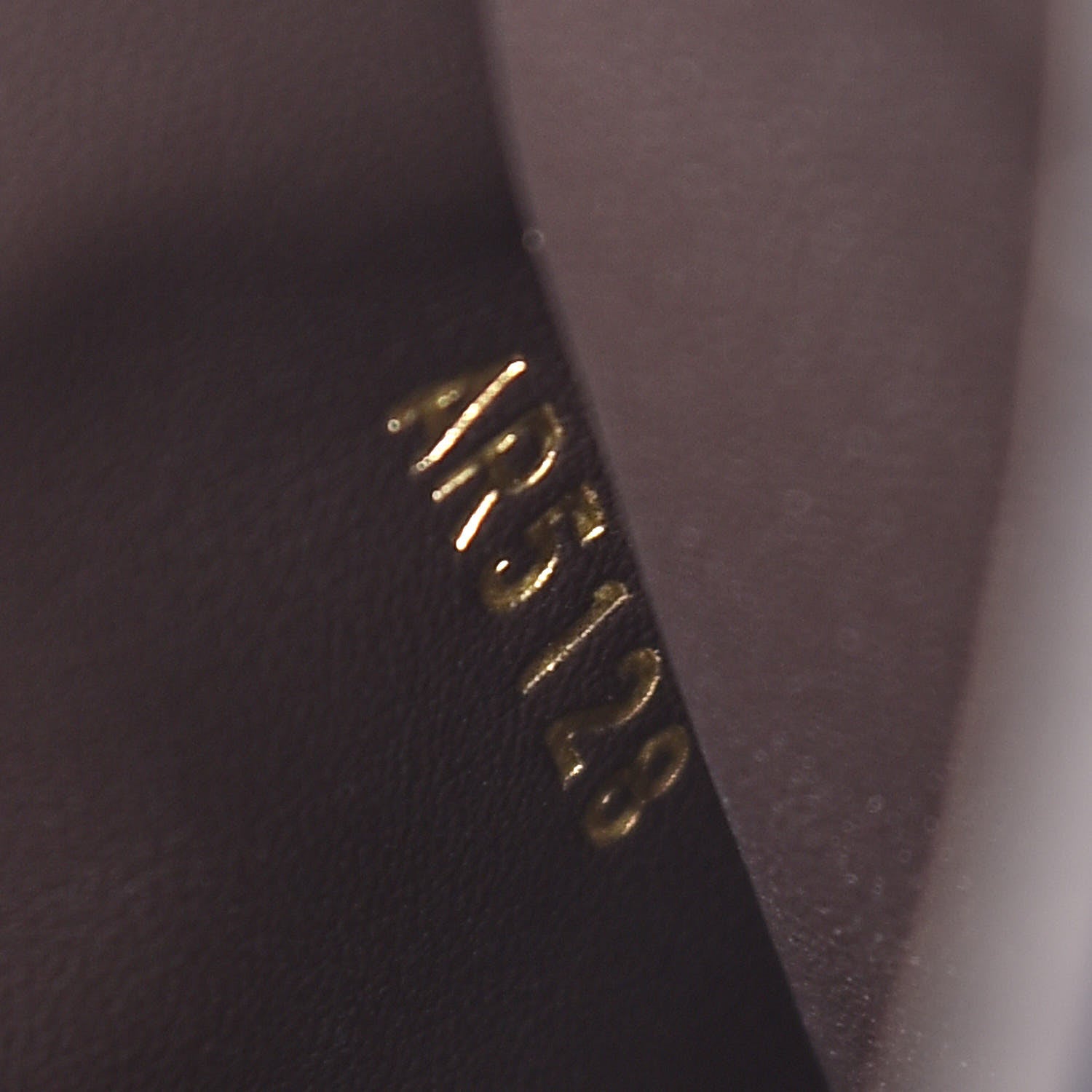 Louis Vuitton Taurillon Capucines PM Galet 14 of 15