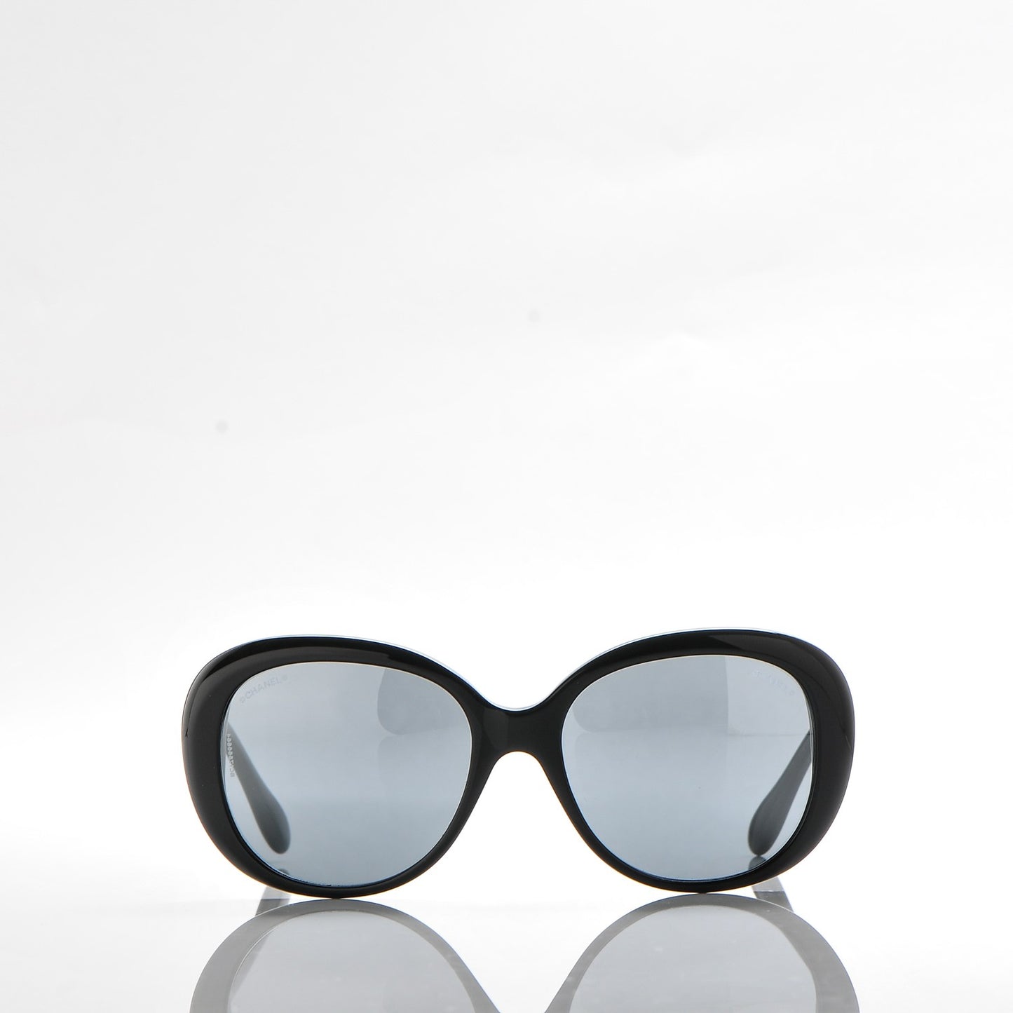 Signature Oval Sunglasses 5312 Black