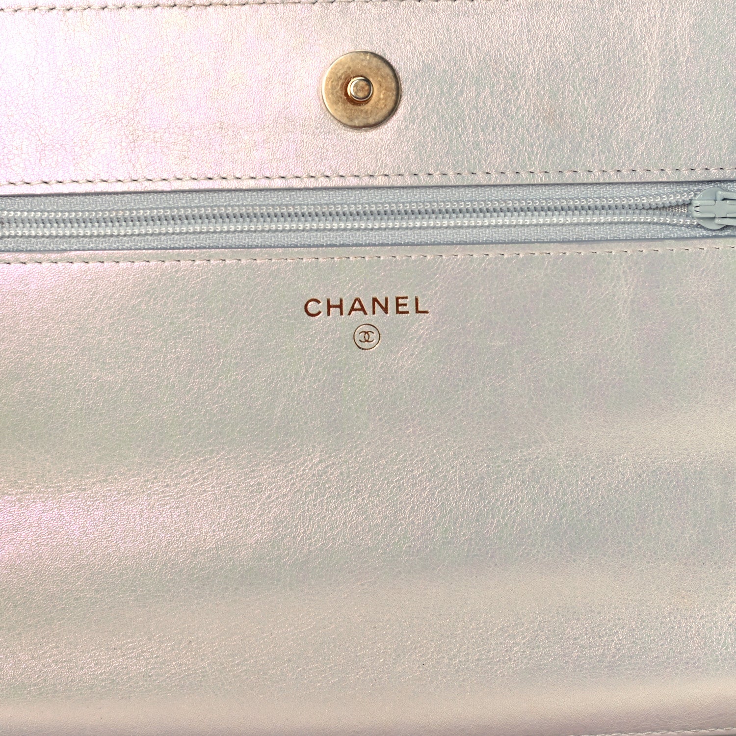 Chanel Iridescent Calfskin Quilted Chanel 19 Wallet On Chain WOC White 5 of 9