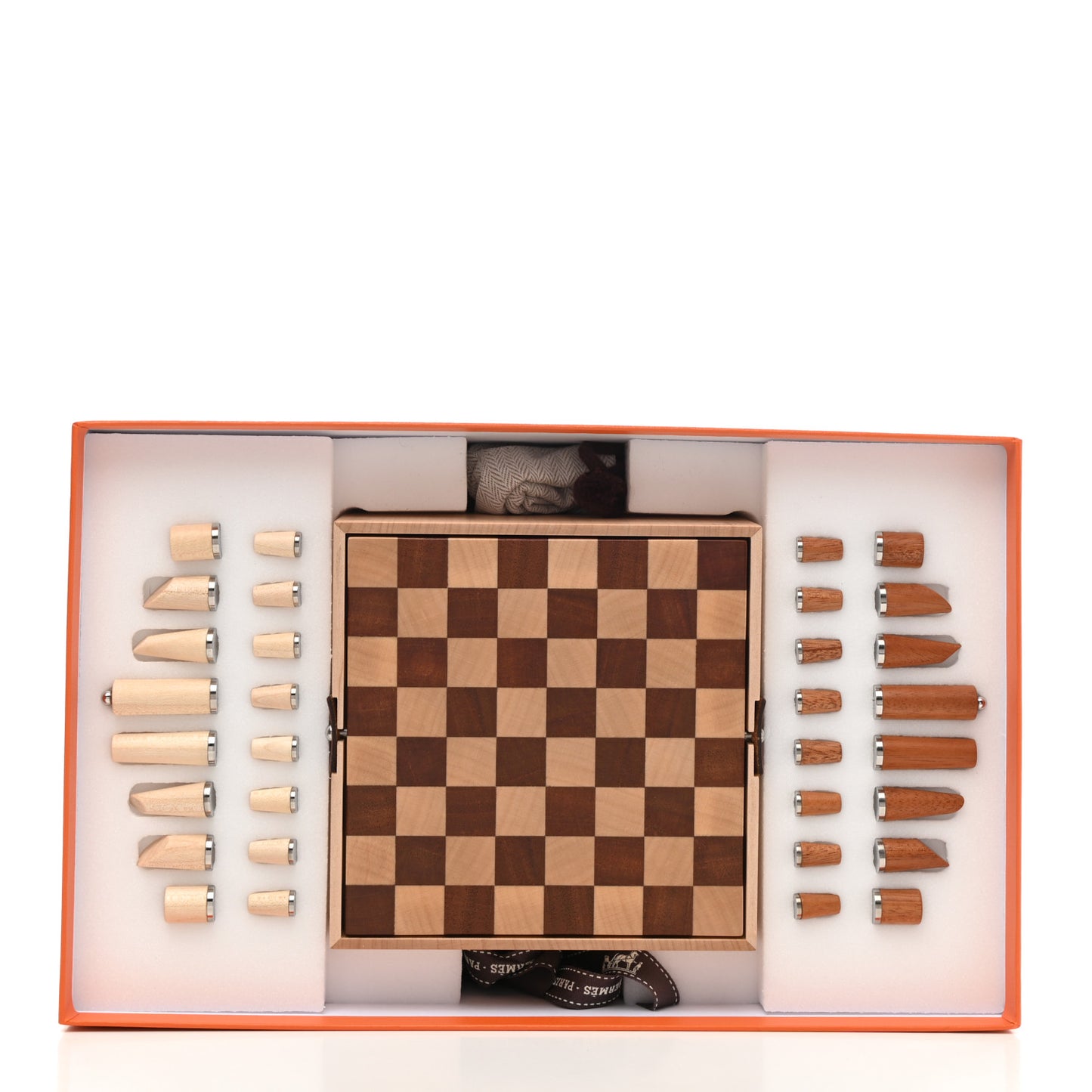 Sycamore Mahogany Wood Samarcande Chess Game